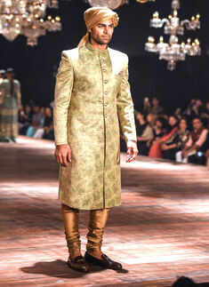 LFW '16: Day 6: Sabyasachi Mukherjee