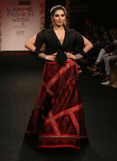 LFW '16: Day 6: Sumona Parekh