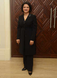 Gauthami attends art expo