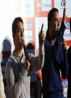 Press meet: '3 Idiots'