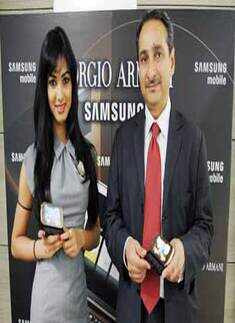 launh: 'Giorgio Armani'