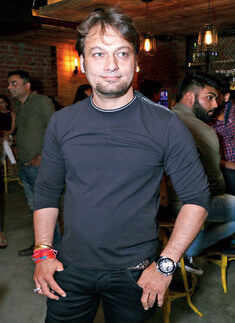 Zikrr @ The Drunk House