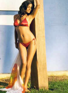 Poonam Pandey's bikini pics