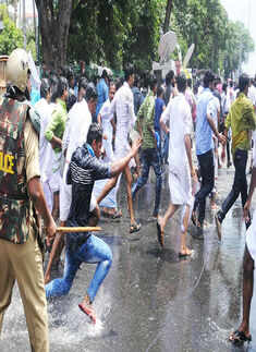 Youth Congress, KSU workers protest