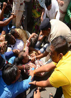 Rasta Roko Andolan in Ahmedabad