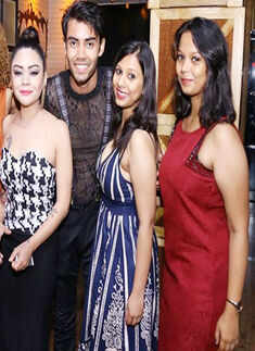 Aman Sinha's b'day party