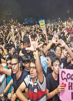 DJ Hardwell performs in the city