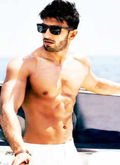 Ranveer Singh's Portfolio Pics