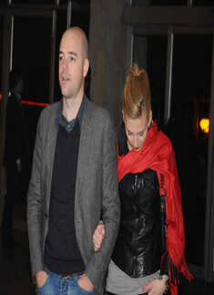 LAP OMS middle eastern royalty