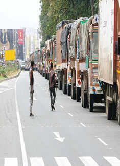 BJP protest turns violent in Kerala