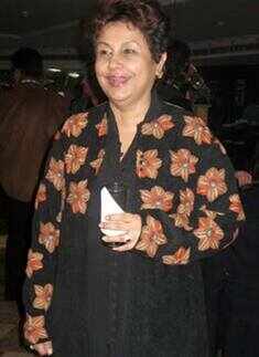 Party for Neeru, Ashok