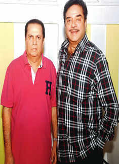 Socialites at Race Rock @ Bel Air