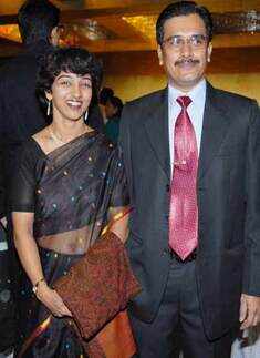 Dr. Bhaisami, Ajit Deshmukh