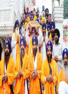 India celebrates Guru Nanak Jayanti