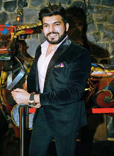 DJ party @ 3 Pegs Down