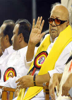 Karunanidhi admitted to hospital