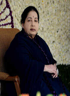 Jayalalithaa suffers cardiac arrest