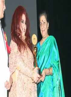 Shahnaz gets award