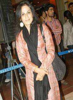 Announcement for 'Jahan-e-Khurau'