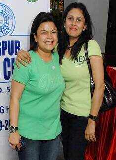 Meenakshi Sial, Manila Jain