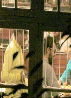 Aamir, Kiran's wedding anniversary