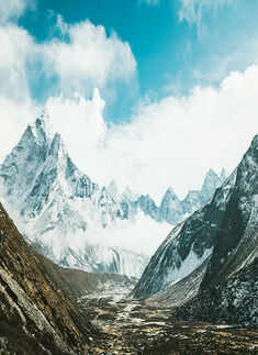 Everest draws 33% more visitors in 2016