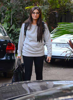 Sonam Kapoor snapped with Director R. Balki