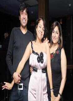 Bhuvan, Rashmi, Deepa