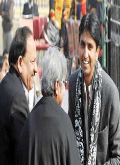 AAP leader Kumar Vishwas may join BJP soon