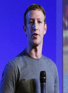 Zuckerberg denies stealing Oculus technology