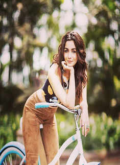 Bollywood stars standing tall for Sanjay Leela Bhansali