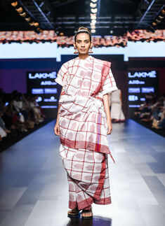 LFW '17:Day 2 - Galang Gabaan