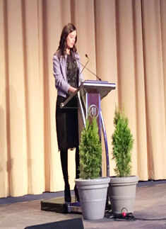 Evelyn packs a punch at Trump's 'National Prayer Breakfast'
