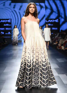 LFW '17: Day 2 - Amrich