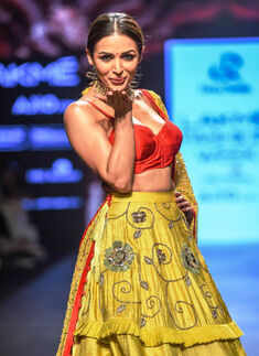 Lakme Fashion Week '17: Day 5 - Divya Reddy