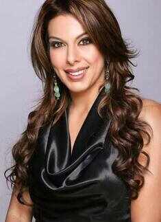 Pooja Bedi hot pics