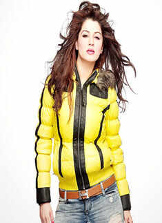 Actress celebrates Valentines Day with 85-year-old lady