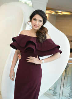 Arshad,Divya and Sagarika promote Irada