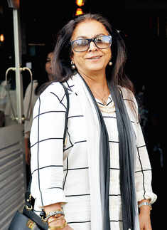 Lip-themed V-Day party