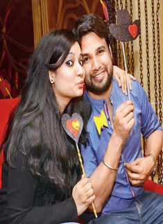 Couples Day Out at Cafe OMG