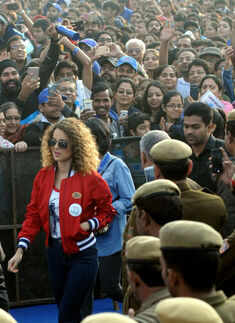 Kangana, Saif @ 'Walk For Health' event