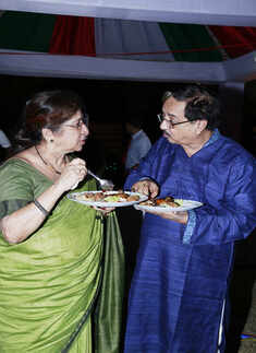 Socialites attend food fest