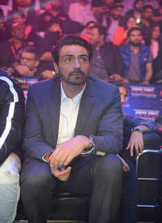 Celebs at Super Fight League