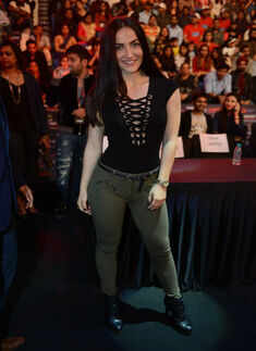 Celebs at Super Fight League