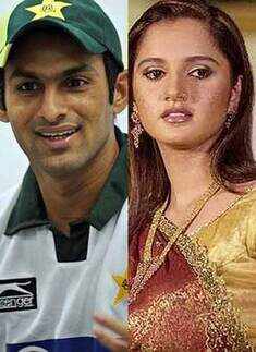 Sania engaged to Shoaib Malik