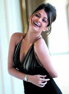 B'wood's goodwill ambassadors