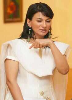 Painting exhibition by Ranjeeta Kant