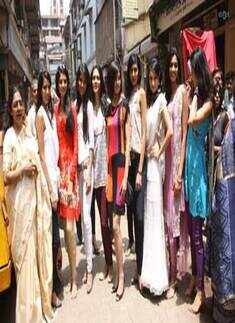 PFMI'10 finalists - Lending a helping hand