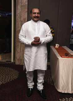 Vijayakumar's felicitation