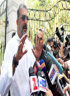 Warrant against Sanjay Dutt for non-appearance in court